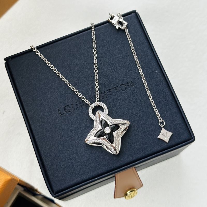 Louis Vuitton Necklaces - Click Image to Close